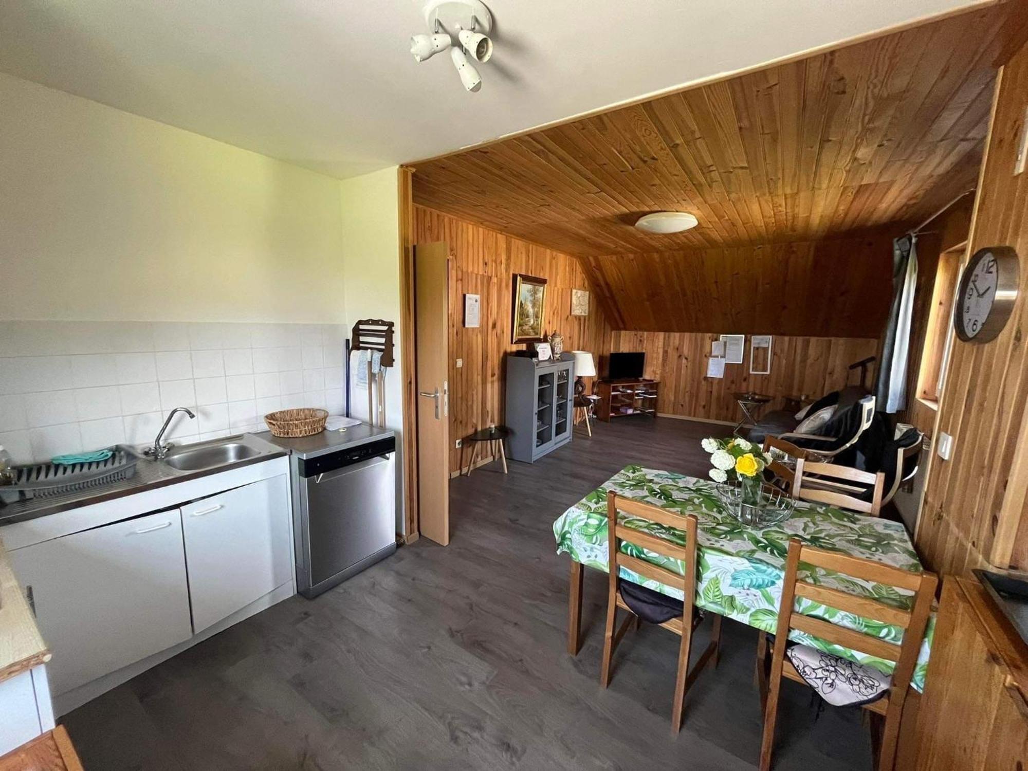 Cozy Apartment In Paliseul With Garden Carlsbourg Esterno foto