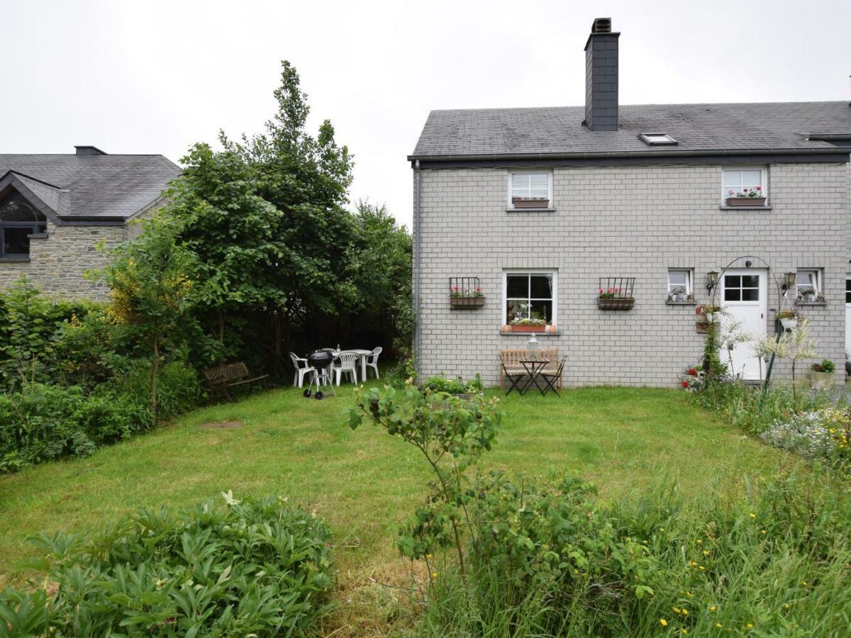 Cozy Apartment In Paliseul With Garden Carlsbourg Esterno foto
